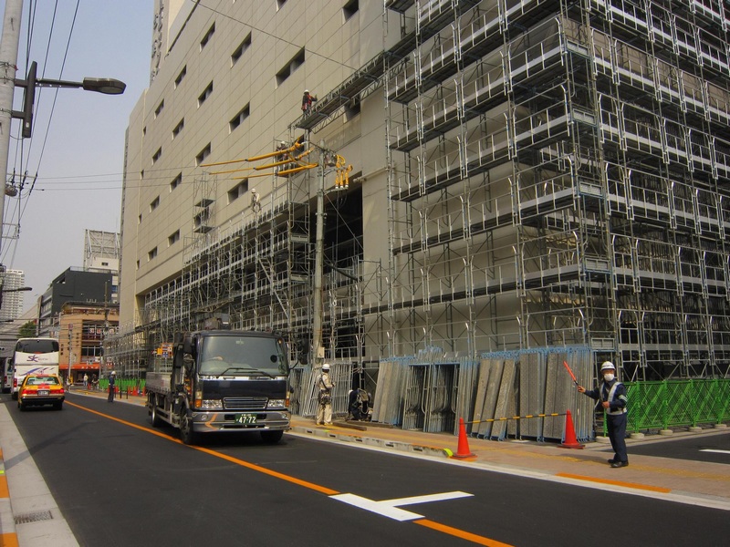 富川日本三年建筑工